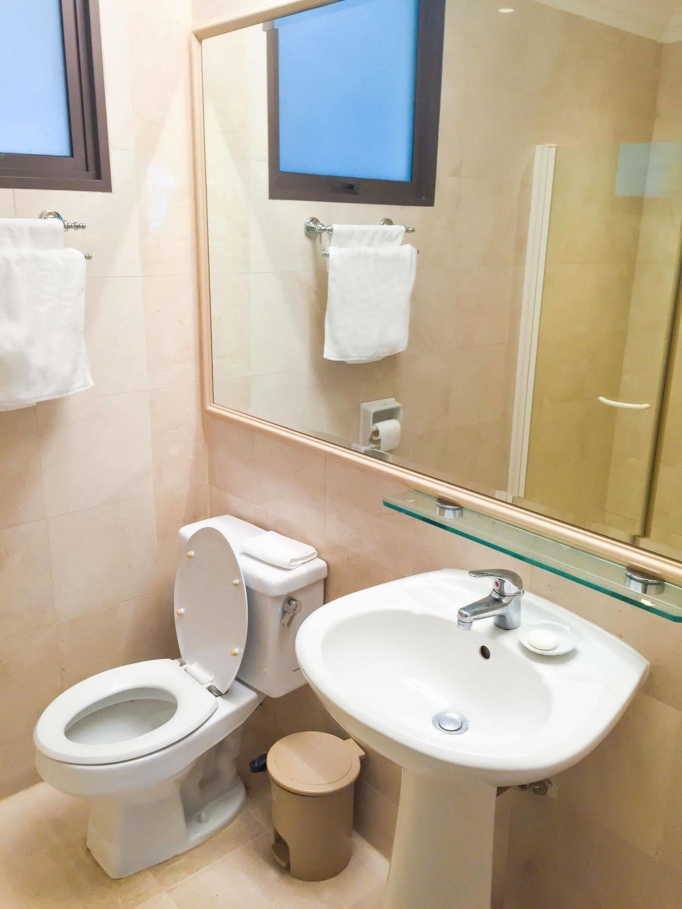 Khách sạn hẻo lánh Great World Residences 4*